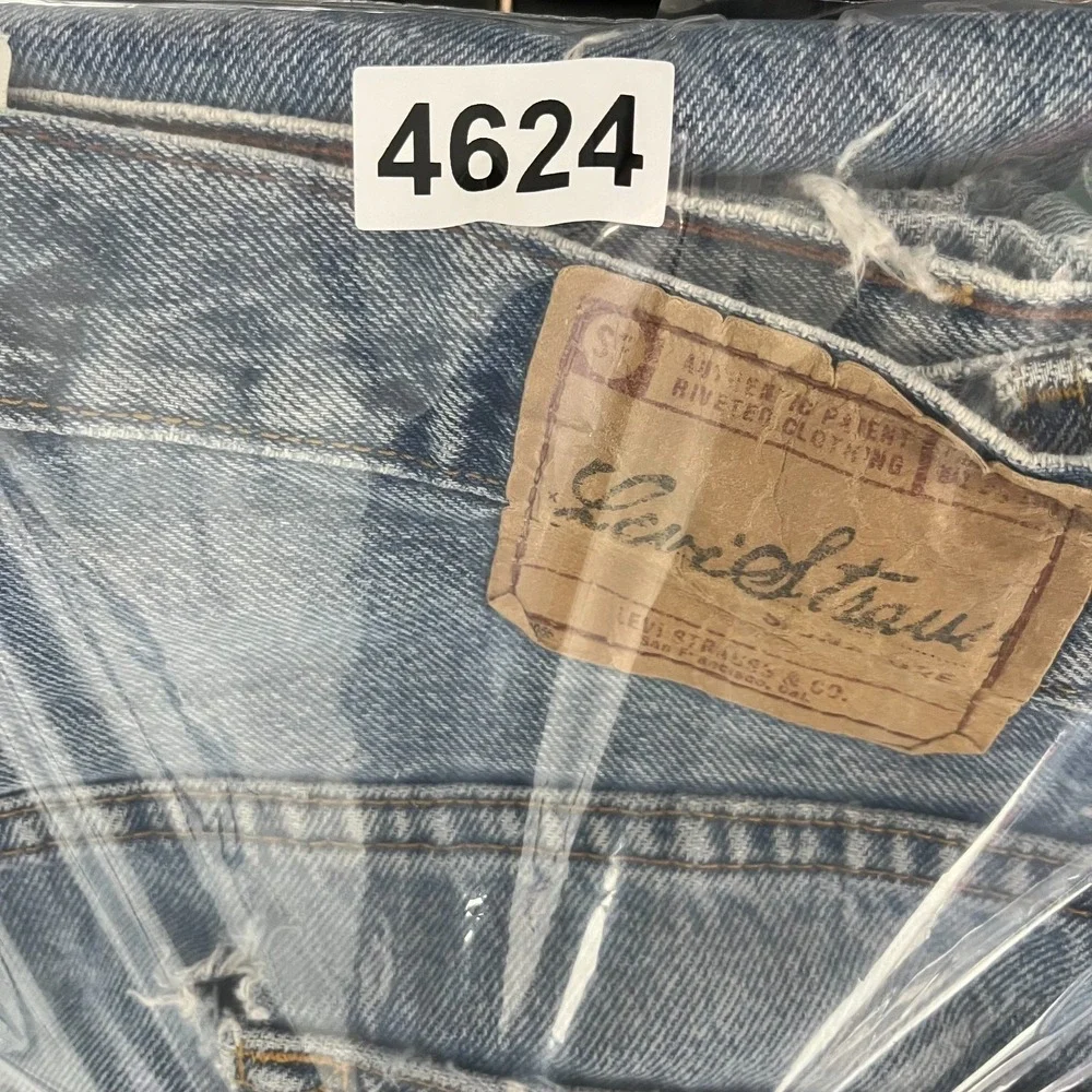 Levi Strauss Signature Jeans Men 35X32 Blue Denim Cotton Pockets Zip Fly - Flaws